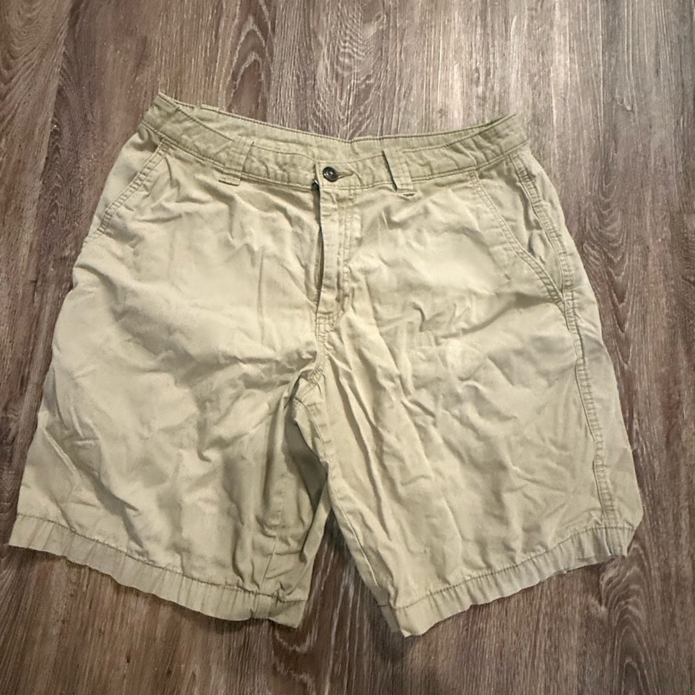 Magellan khaki shorts